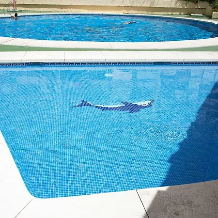 Monko Raimbow & Pool O *